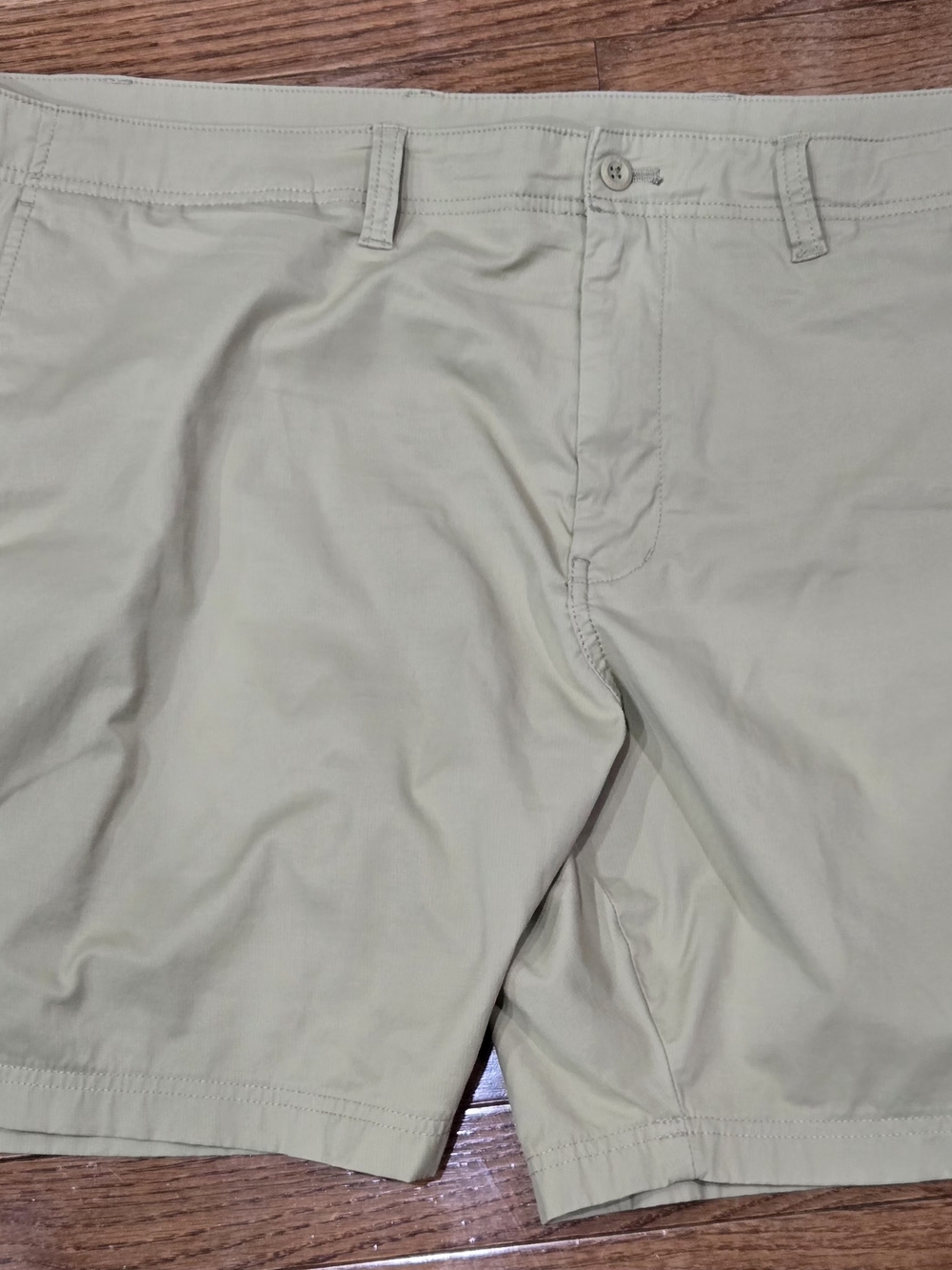 Duck Head Men's Light Khaki Flat-Front Shorts